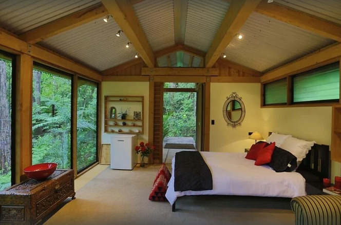 Unique Places to Stay in Auckland - Romantic Sanctuary in the Bush