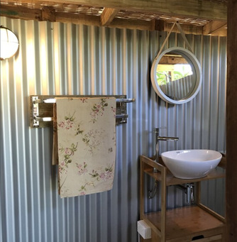 Eco Stay NSW - Tiny Boathouse Bathroom