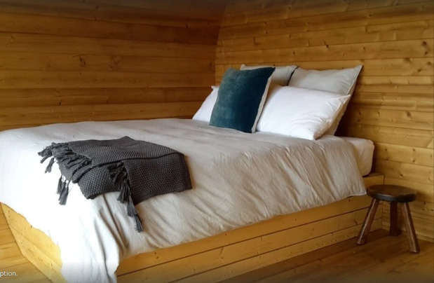 Gladstone-Glamping-Hut-Bed-Glamping-Near-Wellington