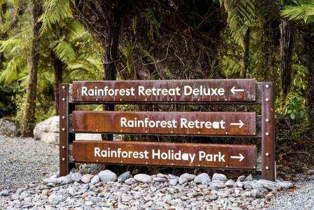 Rainforest Retreat and Deluxe