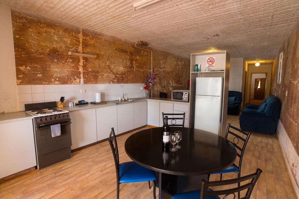 Desert View Apartments Coober Pedy Staytopia