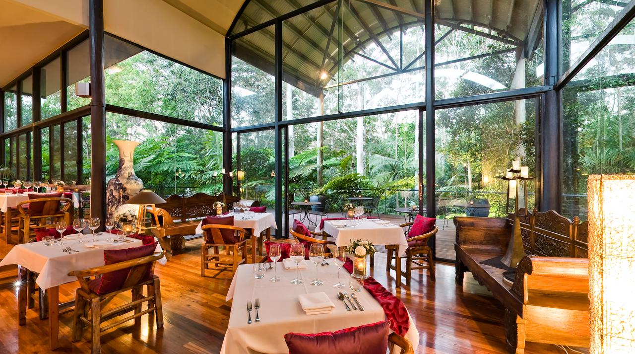 Pethers-Rainforest-Retreat-Restaurant