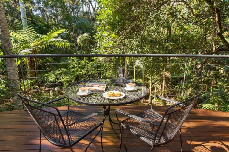 Best Luxury Treehouse in Queensland Staytopia
