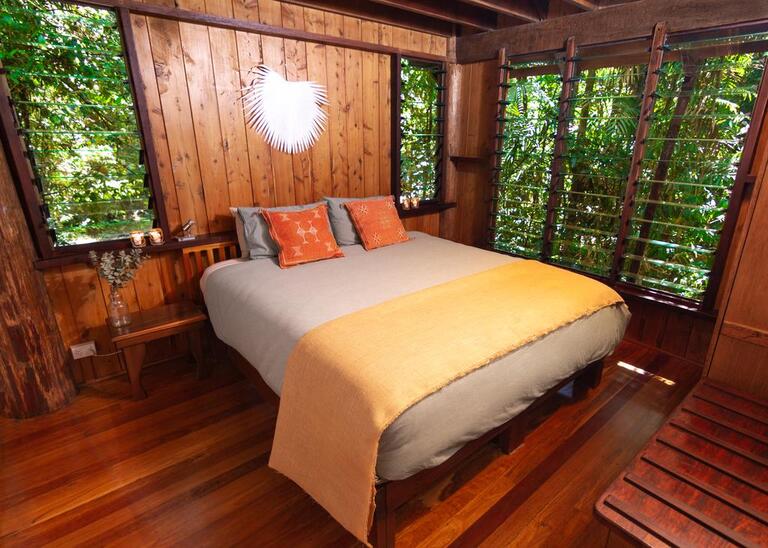 Treehouse accommodation in Queensland