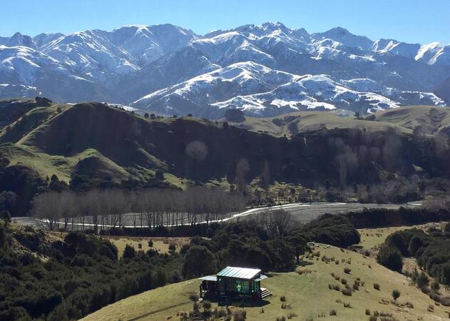 Kahatura PurePod Mountains - Kaikoura Accommodation