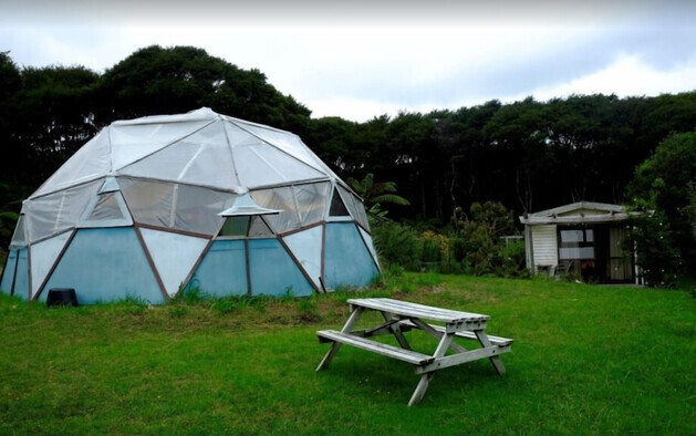 Sunbeam Sanctuary - Great Barrier Island Accommodation