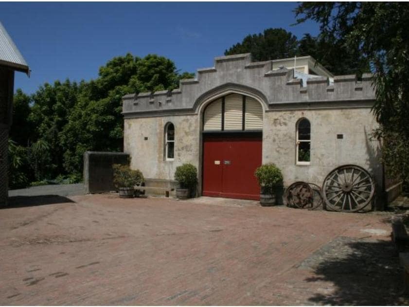 Lanarch Lodge - Stables